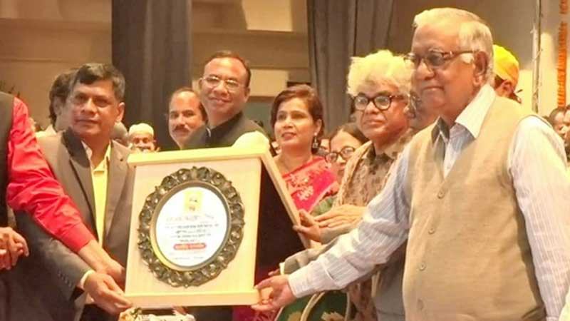 কুড়িগ্রামে একুশে পদকপ্রাপ্ত আইনজীবীকে নাগরিক সংবর্ধনা