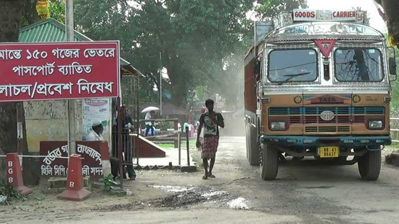 ১৪ বছর পর হিলি বন্দর দিয়ে ভারতীয় পাটবীজ আমদানি
