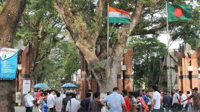 এক বছরে বেনাপোল দিয়ে যাত্রী কমেছে সাড়ে ছয় লাখ