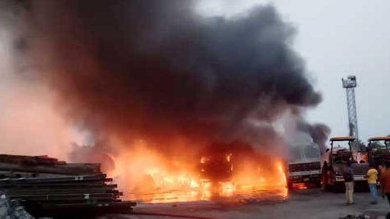 এক যুগে বেনাপোল বন্দরে ১২ বার অগ্নিকাণ্ড