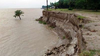 নদীভাঙন রোধে বাঁধ নির্মাণ প্রস্তাব ফেরত