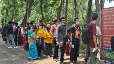 আখাউড়া স্থলবন্দর দিয়ে এপার-ওপার হয়েছেন ১০৯৮ জন যাত্রী