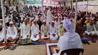 তেঁতুলতলা মাঠে ঈদুল ফিতরের জামাত অনুষ্ঠিত