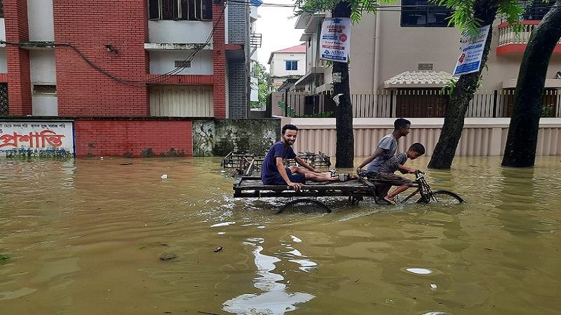 সিলেটে পানিবন্দি ১২ লাখ মানুষ