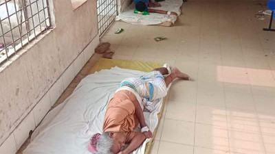 পরিবারের সবাইকে অচেতন করে টাকা ও স্বর্ণালংকার লুট