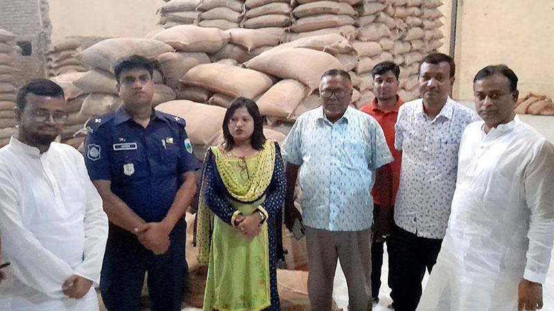 বগুড়ায় ধান-চালের বাজারে অভিযান, জরিমানা