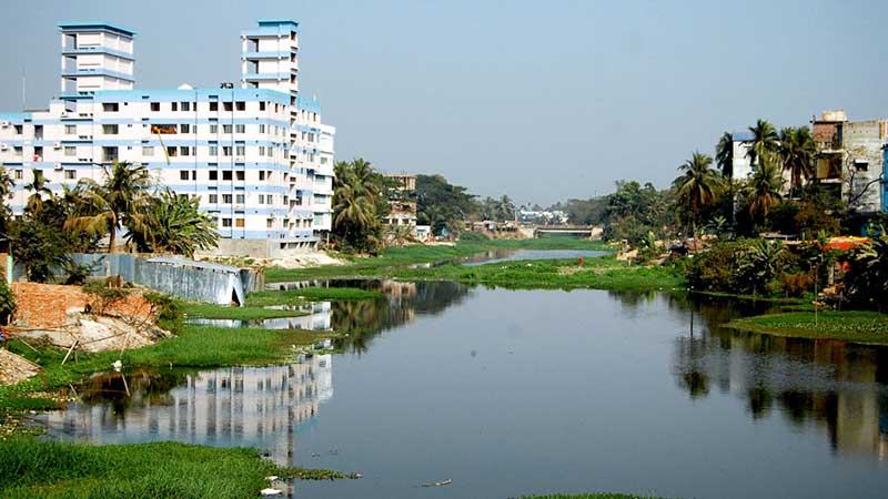 দেড় শতাধিক অবৈধ স্থাপনা এখনো রয়ে গেছে