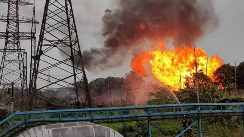 সাড়ে ৬ ঘণ্টার চেষ্টায় আদমজী ইপিজেডের আগুন নিয়ন্ত্রণে
