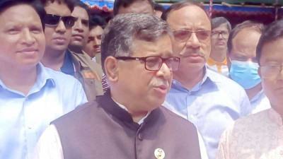 চাঁপাইনবাবগঞ্জের আম পরিবহনে বিশেষ বিমান  —বিমান ও পর্যটন প্রতিমন্ত্রী