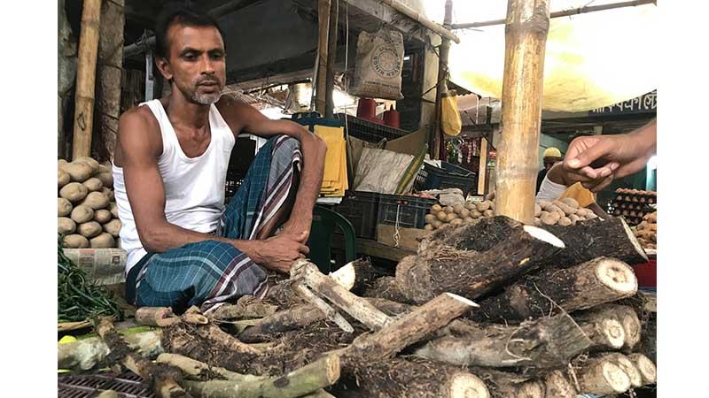বাগেরহাটে চুইঝালের বাজার সরগরম