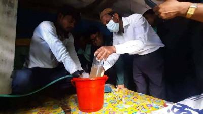 মোংলা থেকে গ্যাসের নমুনা সংগ্রহ করল বাপেক্স