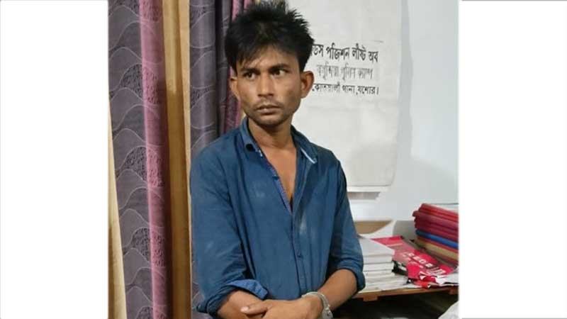 যশোরে দুই কন্যাসহ স্ত্রীকে হত্যা করে যুবকের আত্মসমর্পণ