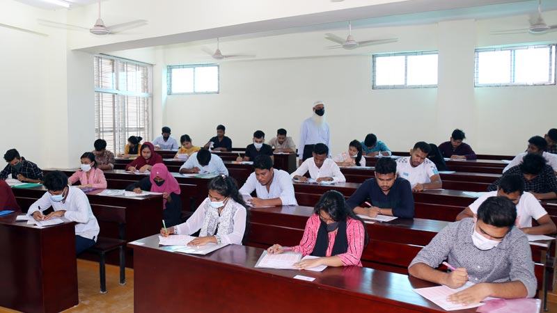 মাভাবিপ্রবিতে ‘এ’ ইউনিটের ভর্তি পরীক্ষা অনুষ্ঠিত