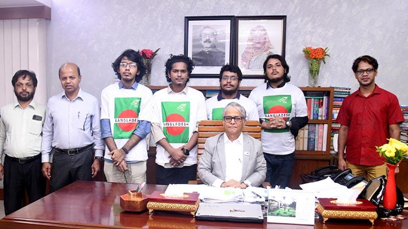 আন্তর্জাতিক গণিত প্রতিযোগিতায় বাংলাদেশী ৫ শিক্ষার্থী