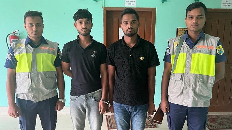 কক্সবাজারে টর্চার সেলে পর্যটক নির্যাতনের ঘটনায় গ্রেফতার ২