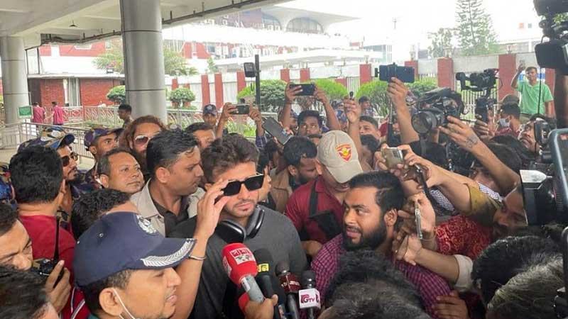 ‘সিনেমার জন্য এখন ভাষা কোনো বিষয় না’