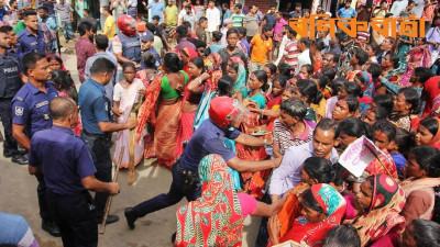 চা শ্রমিকদের মজুরি বাড়ছে ২৫ টাকা, ধর্মঘট প্রত্যাহার