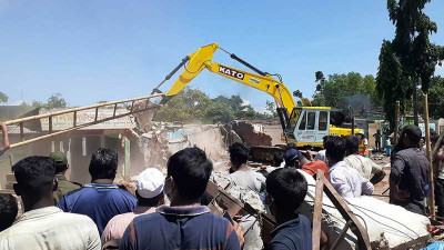সিলেটে ওসমানী বিমানবন্দর সম্প্রসারণে বাজার উচ্ছেদ