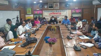 লবণ পানি ব্যবহারে উপকূলের নারীরা নানা রোগে ভুগছেন