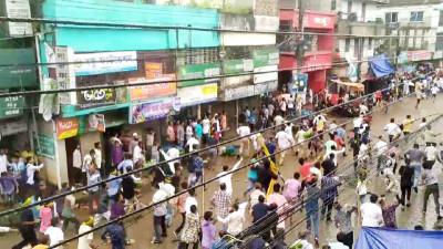 নেত্রকোনায় পুলিশ-বিএনপি সংঘর্ষে আহত ৩২