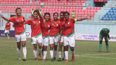 পাকিস্তানের জালে সাবিনাদের ৬ গোল