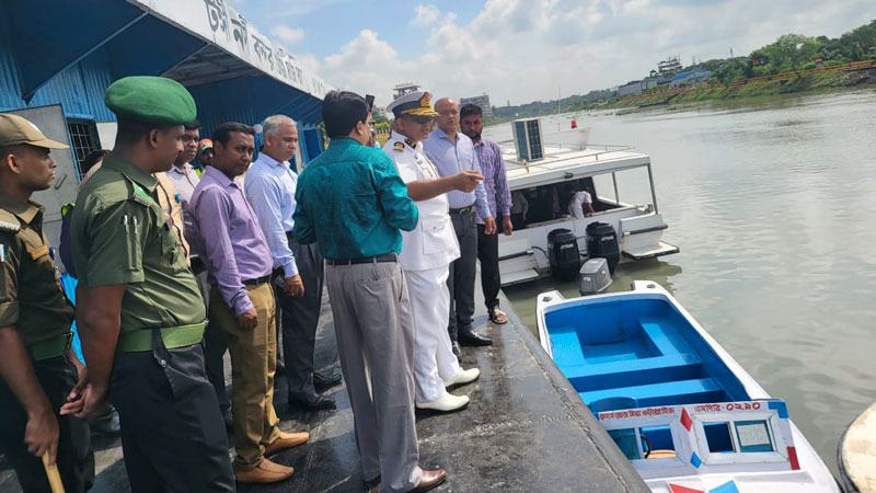 তুরাগের শিল্পবর্জ্যে বাধাগ্রস্ত হতে পারে বৃত্তাকার নৌপথে চলাচল