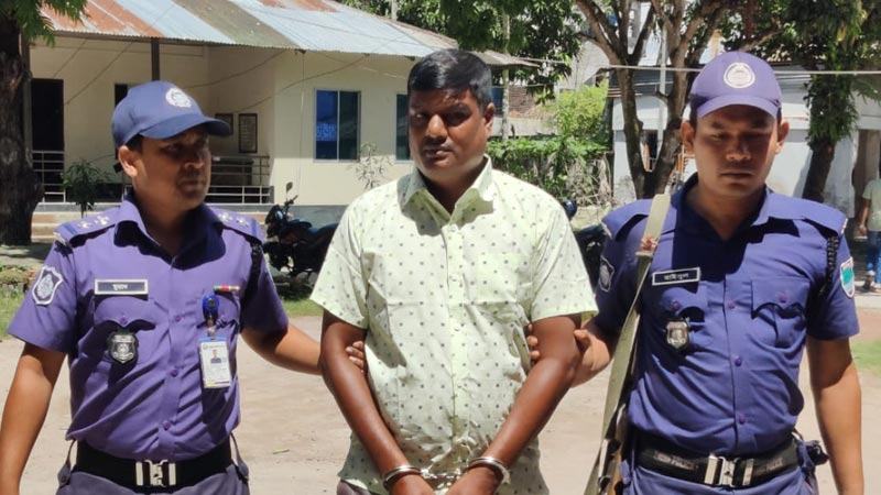 ডিসি ও ইউএনও’র নাম ভাঙিয়ে প্রতারণা, গ্রেফতার ১