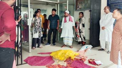 মায়ের মরদেহের সন্ধানে ময়মনসিংহে খুলনার তিন বোন