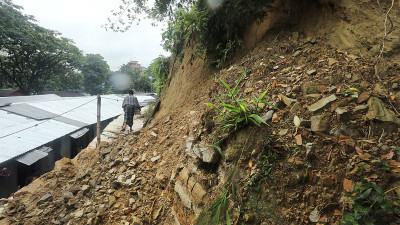 চট্টগ্রামের পাহাড় সংরক্ষণে জরিপের প্রস্তাব