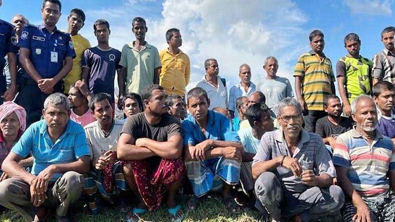 কারাভোগ শেষে দেশে ফিরলেন ৩১ ভারতীয় জেলে