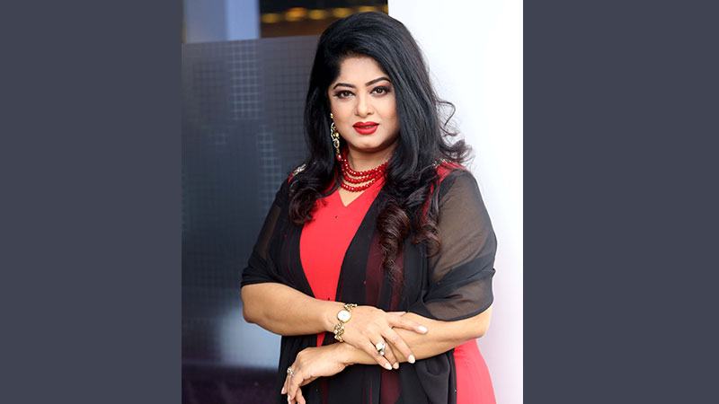 ‘ভাঙন’ দিয়ে ফিরছেন মৌসুমী