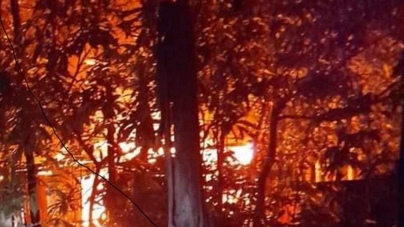 লক্ষ্মীপুরে অগ্নিকাণ্ডে ঘুমন্ত কিশোরীর মৃত্যু