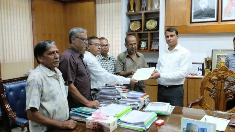 স্বাস্থ্যমন্ত্রীকে  স্মারকলিপি