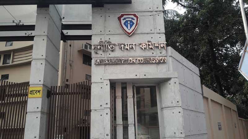 ফার্স্ট ফাইন্যান্সের সাবেক এমডির বিরুদ্ধে মামলা করবে দুদক