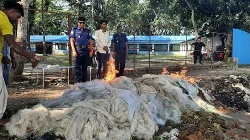 জাল ও ইলিশ জব্দ