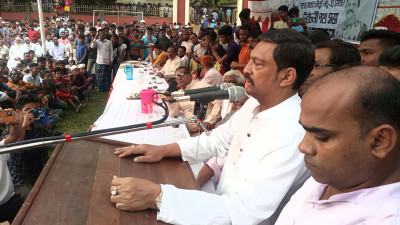 মায়ের অসমাপ্ত কাজ শেষ করতে চান নৌকার প্রার্থী লাবু