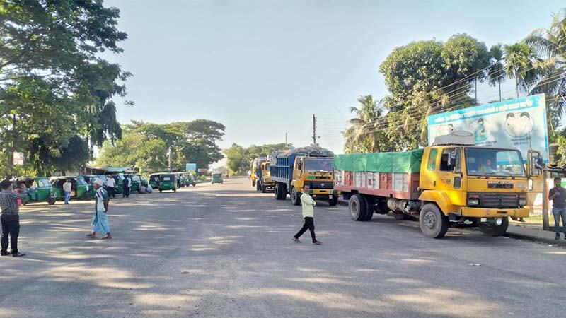 সিলেটে ৪৮ ঘণ্টার পণ্যবাহী পরিবহন ধর্মঘট চলছে