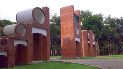 দুদিন ধরে অবরুদ্ধ মাভাবিপ্রবি ভিসি