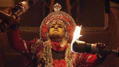  যে সিনেমা মানুষ ও তার বিশ্বাসের
