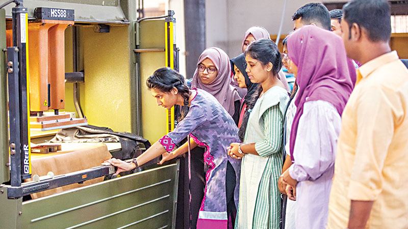 লেদার ইঞ্জিনিয়ার তৈরির সূতিকাগার