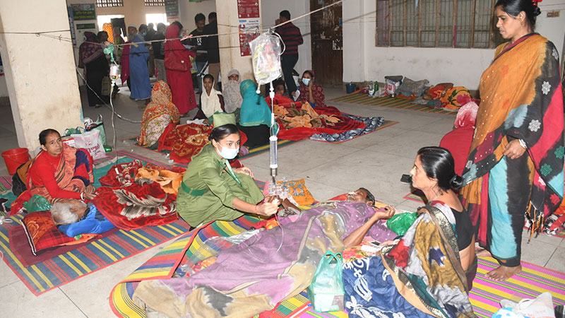 বারান্দাতেও নেই ঠাঁই