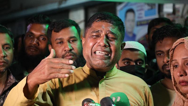 প্রাইভেট কার চাপায় মোটরসাইকেল আরোহী  নিহত