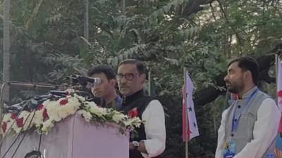 তত্ত্বাবধায়ক নিয়ে রঙিন খোয়াব দেখে লাভ নেই