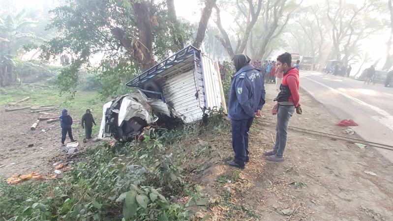 ফেন্সিডিলের পিকআপ আটকাতে গিয়ে র‌্যাব সদস্যসহ নিহত ৩