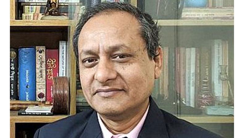 শরীর আর মনকে আমরা বিচ্ছিন্ন বিবেচনা করি