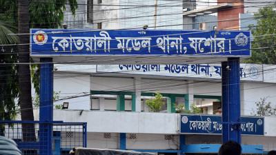যশোরে মুদি দোকানিকে ছুরিকাঘাতে হত্যা