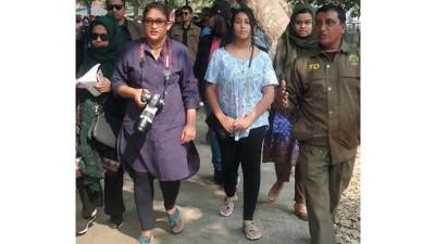 সন্তানদের নিয়ে সুন্দরবন ঘুরে দেখলেন পুতুল