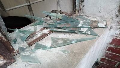 জাবির ছাত্রী হলের জানালা ভেঙে চুরি