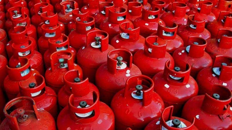 এলপি গ্যাসের ১২ কেজি সিলিন্ডারের দাম কমল ৩৯ টাকা