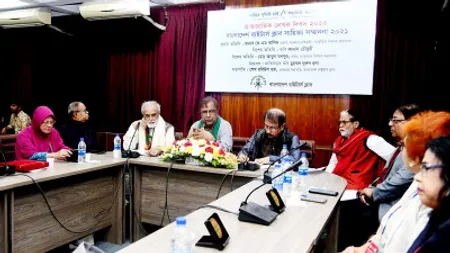 বক্তৃতা মানুষকে উজ্জীবিত করতে পারে, কিন্তু কবিতা তার চেয়ে বেশি কার্যকর